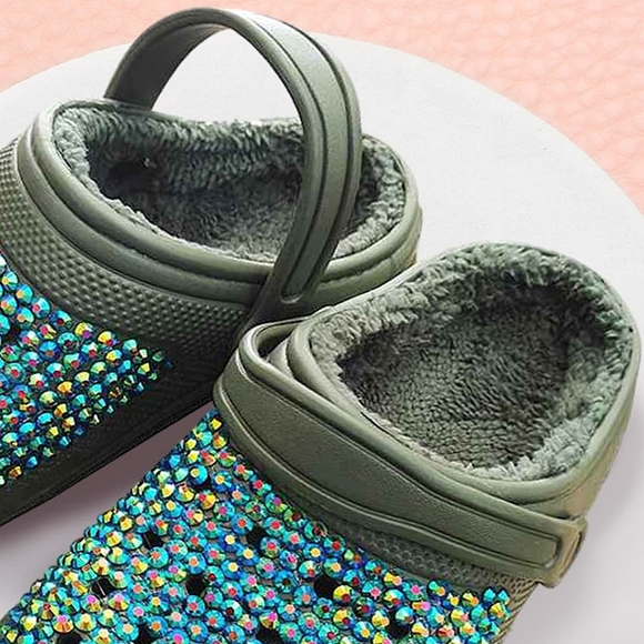 Green Bling Rhinestone Crystal Fur Slip On Croclike Slides Rubber Clogs Sandals - Picture 3 of 3